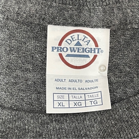 Men's Graphic "Legend in My Own Pond" XL - Picture 3 of 5